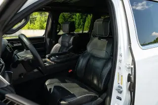 Jeep Grand Wagoneer 2023 4x4 Serie II SUV 4 puertas
