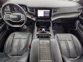 Jeep Wagoneer L 2024 4x4 Serie II SUV 4 puertas