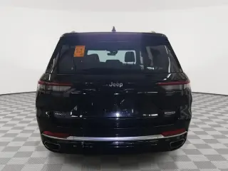 Jeep Grand Cherokee 2023 4x4 Summit 4xe 4dr SUV
