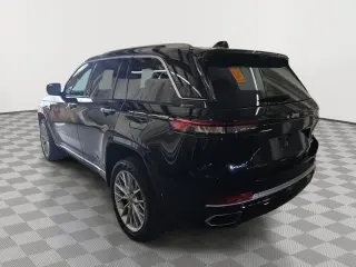 Jeep Grand Cherokee 2023 4x4 Summit 4xe 4dr SUV