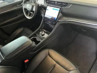 Jeep Grand Cherokee L 2024 4x2 Limited 4dr SUV