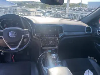 Jeep Grand Cherokee 2020 4x4 Laredo SUV de 4 puertas