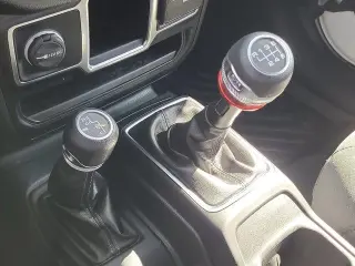 Jeep Wrangler 2024 4x4 Deportivo 2 SUV