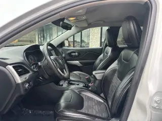Jeep Cherokee 2022 4x4 X SUV de 4 puertas