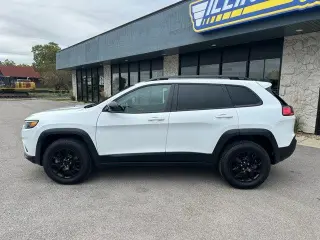 Jeep Cherokee 2022 4x4 X SUV de 4 puertas
