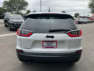 Jeep Cherokee 2022 4x4 X SUV de 4 puertas