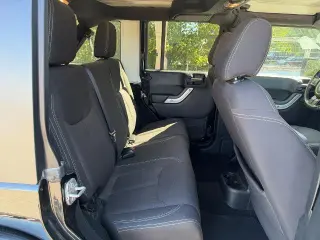 Jeep Wrangler Unlimited 2016 4x4 Sahara 4dr SUV