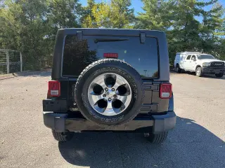 Jeep Wrangler Unlimited 2016 4x4 Sahara 4dr SUV