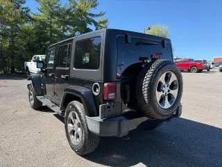 Jeep Wrangler Unlimited 2016 4x4 Sahara 4dr SUV