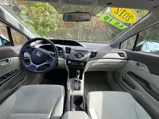Honda Civic 2012 LX 4dr Sedán 5A