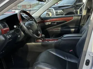 2008 Lexus LS 460