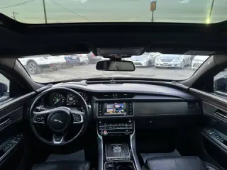 2016 Jaguar XF
