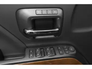 Chevrolet Silverado 1500 2015 4x4 LT 4 puertas Crew Cab caja corta de 5.8 pies