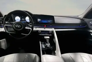 Hyundai ELANTRA 2023 Limited 4dr Sedán