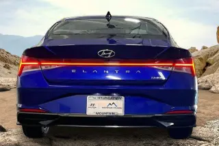 Hyundai ELANTRA 2023 Limited 4dr Sedán