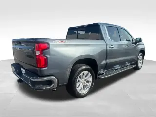 Chevrolet Silverado 1500 2019 4x4 LTZ 4 puertas Crew Cab Caja Corta de 5.8 pies