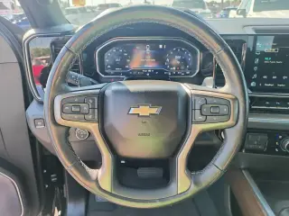 Chevrolet Silverado 1500 2022 4x4 High Country 4dr Crew Cab 5.8 ft. SB