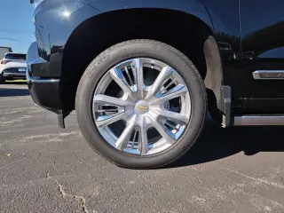 Chevrolet Silverado 1500 2022 4x4 High Country 4dr Crew Cab 5.8 ft. SB