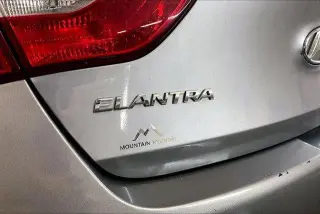 Hyundai ELANTRA GT 2013 4dr Hatchback 6M