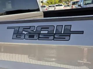 Chevrolet Silverado 1500 2024 4x4 Custom Trail Boss 4dr Crew Cab 5.8 ft. SB