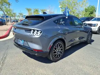 Ford Mustang Mach-E 2023 AWD GT 4dr SUV