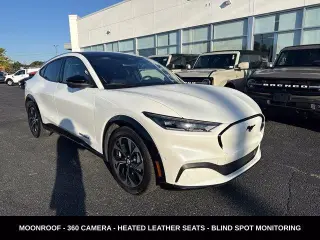 Ford Mustang Mach-E 2023 AWD Premium 4dr SUV