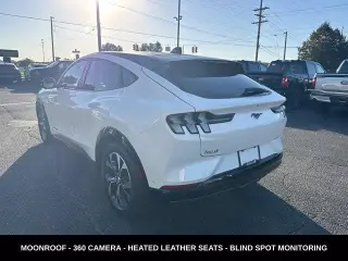 Ford Mustang Mach-E 2023 AWD Premium 4dr SUV
