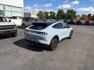 Ford Mustang Mach-E 2024 AWD Premium 4dr SUV