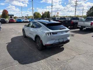 Ford Mustang Mach-E 2024 AWD Premium 4dr SUV