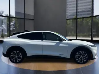 Ford Mustang Mach-E 2023 Premium 4 puertas SUV