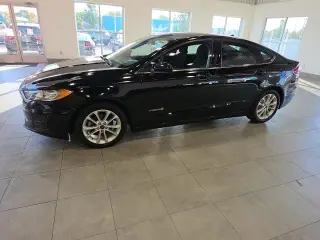 Ford Fusion Hybrid 2019 SE 4dr Sedán