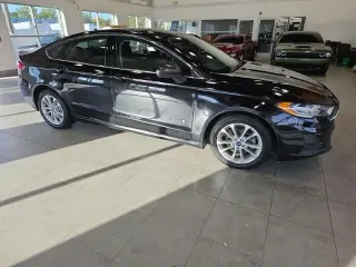 Ford Fusion Hybrid 2019 SE 4dr Sedán