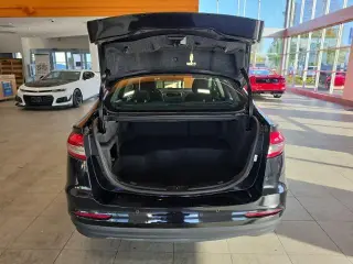 Ford Fusion Hybrid 2019 SE 4dr Sedán