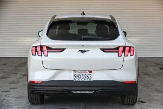 Ford Mustang Mach-E 2023 SUV de 4 puertas Select
