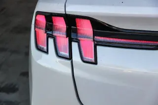 Ford Mustang Mach-E 2023 SUV de 4 puertas Select