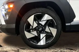 Hyundai KONA 2026 AWD Limited 4 puertas SUV