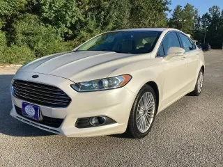 Ford Fusion 2014 SE Sedán 4 puertas
