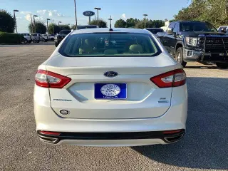 Ford Fusion 2014 SE Sedán 4 puertas