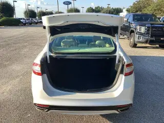 Ford Fusion 2014 SE Sedán 4 puertas