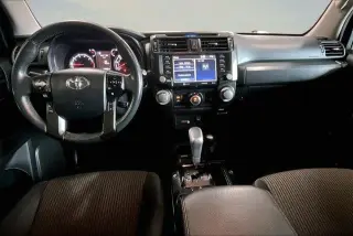 Toyota 4Runner 2021 4x4 TRD Off-Road SUV de 4 puertas