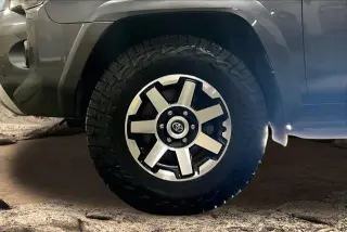 Toyota 4Runner 2021 4x4 TRD Off-Road SUV de 4 puertas