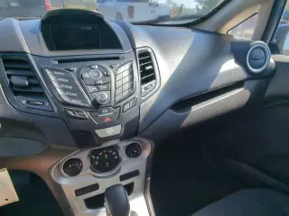 Ford Fiesta 2019 SE Hatchback de 4 puertas