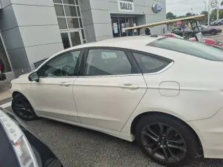 Ford Fusion 2018 SE Sedán 4 puertas