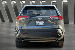Toyota RAV4 2022 LE SUV de 4 puertas
