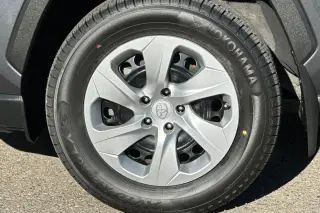 Toyota RAV4 2022 LE SUV de 4 puertas