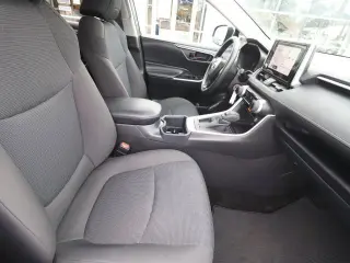 Toyota RAV4 2025 LE SUV de 4 puertas