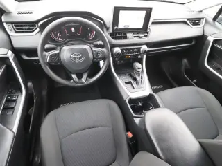 Toyota RAV4 2025 LE SUV de 4 puertas