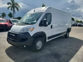 Ram ProMaster 2025 Tradesman 2500 159 WB 3 puertas Furgoneta de carga de techo alto sin asiento de pasajero