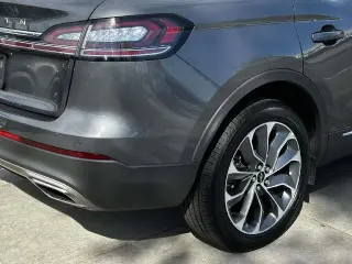 Lincoln Nautilus 2023 AWD Reserve SUV de 4 puertas