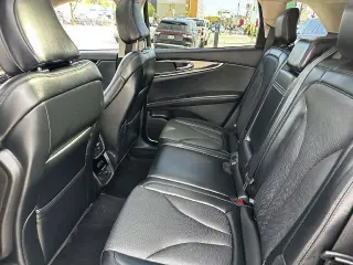Lincoln Nautilus 2023 AWD Reserve SUV de 4 puertas